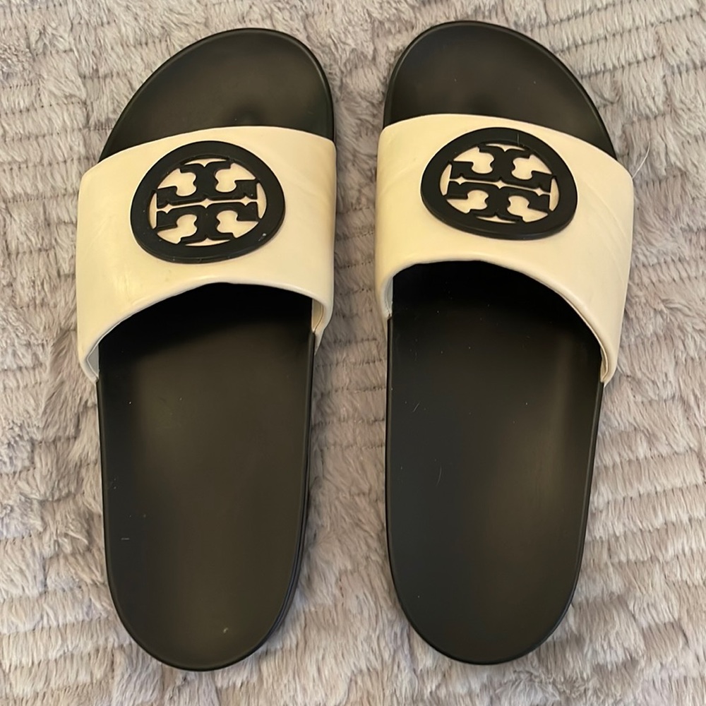 Tory Burch cream and black logo slides size 9